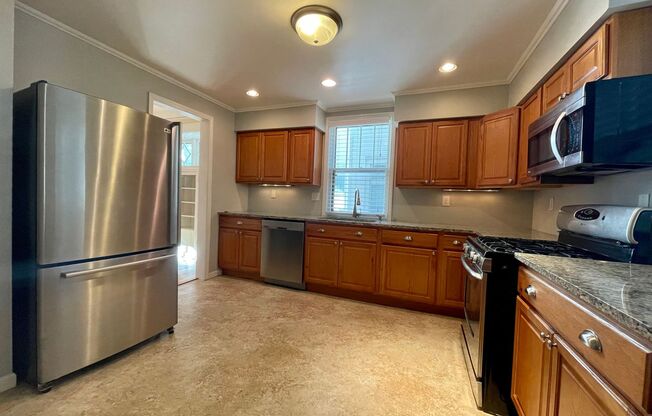 Elegant 4 Bedroom 2 Bathroom Home in South Minneapolis!