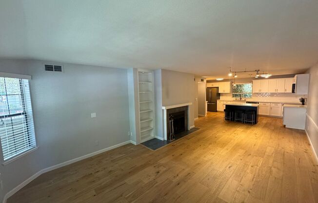 3 beds, 2 baths, $2,995, Unit # L 1