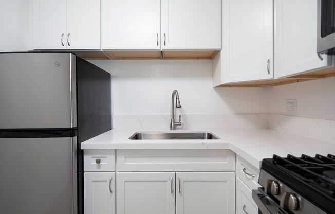 1 bed, 1 bath, $1,995, Unit 57