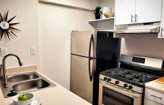 Studio, 1 bath, 400 sqft, $848, Unit A-604