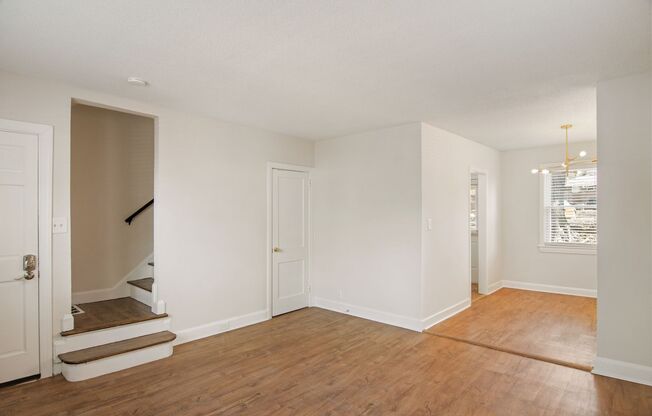 Spacious 1 Bedroom Duplex in Trinity Park, blocks from Duke! - Renovated & Pet Friendly