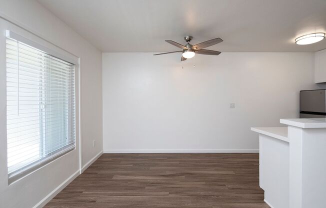 1 bed, 1 bath, $2,095, Unit 23