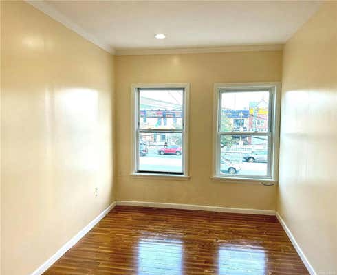 3 beds, 1 bath, $2,595, Unit 2