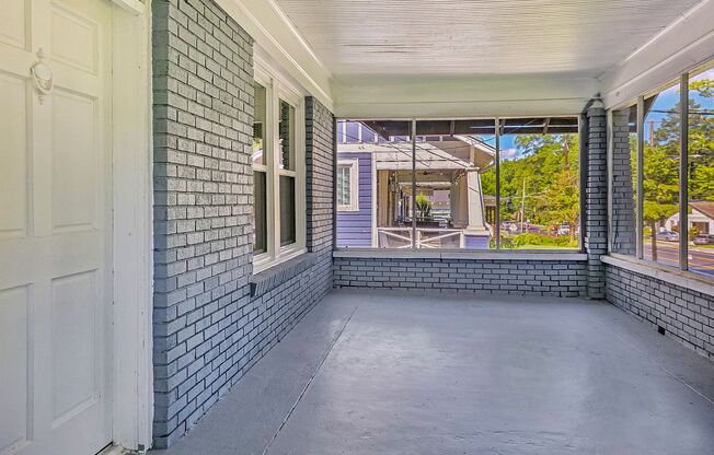 Beautifully Renovated 4 Bedroom Home in the Heart of Atlanta – Cascade Road