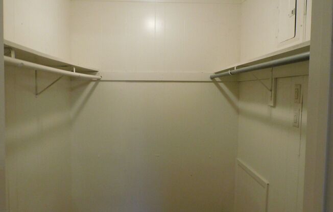 1 bed, 1 bath, 470 sqft, $750, Unit 208A
