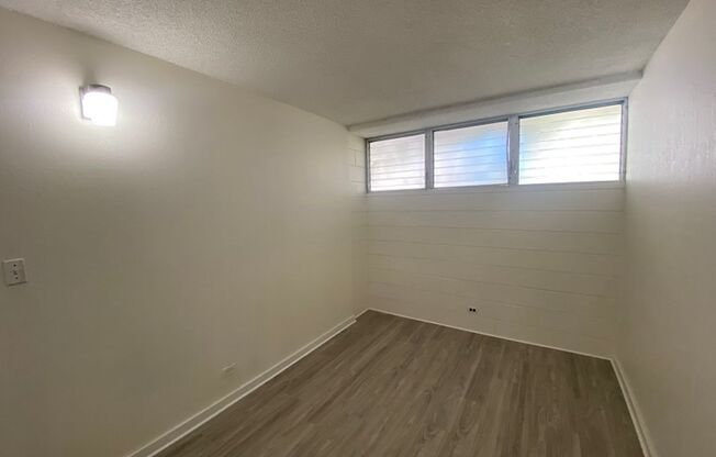 2 beds, 1 bath, $1,900