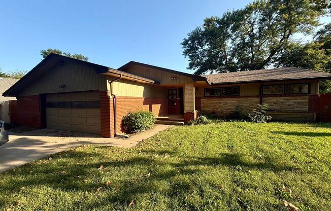 6419 E Claytonia - 3 Bedroom 1.5 Bathroom