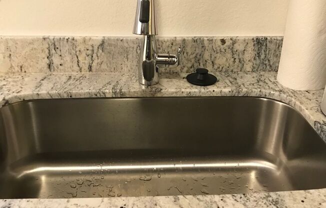 2 beds, 2 baths, 898 sqft, $1,150, Unit Guadalupe Road