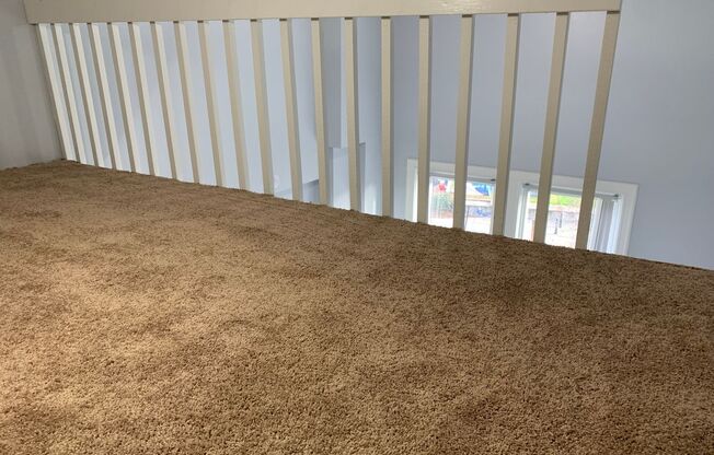 Studio, 1 bath, 240 sqft, $1,300, Unit 303