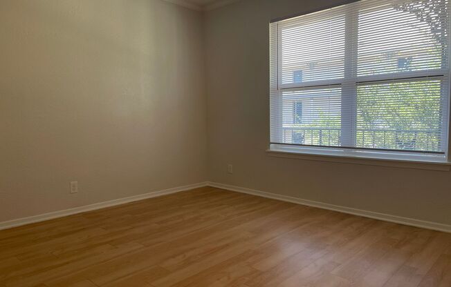 2 beds, 1 bath, 992 sqft, $1,414, Unit ABB-1-218