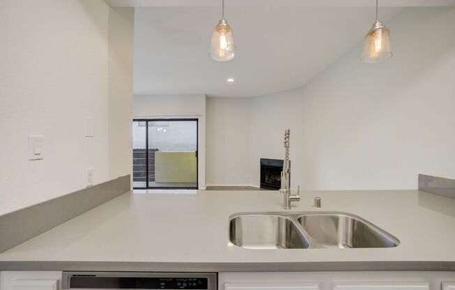 2 beds, 2 baths, 1,000 sqft, $2,698, Unit 150