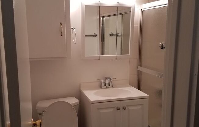 Studio, 1 bath, 400 sqft, $1,775