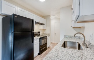 Welcome to Michael Manor Apartments