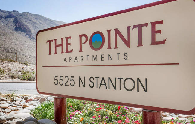 The Pointe Apartments El Paso Texas Sign