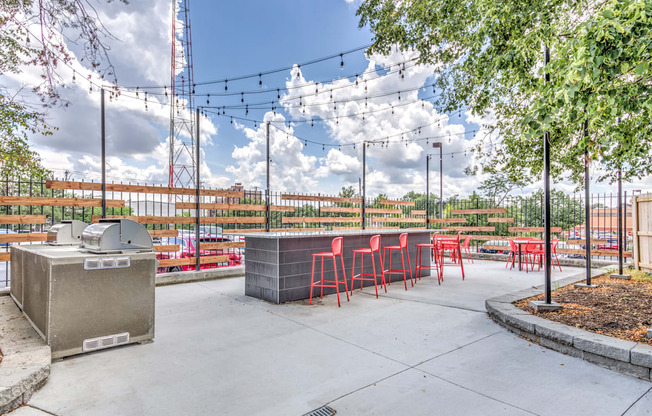 Patio Courtyard & Sundeck