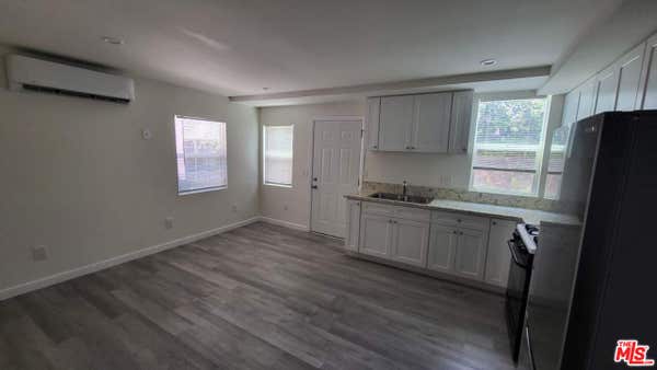 229 E 85 ST