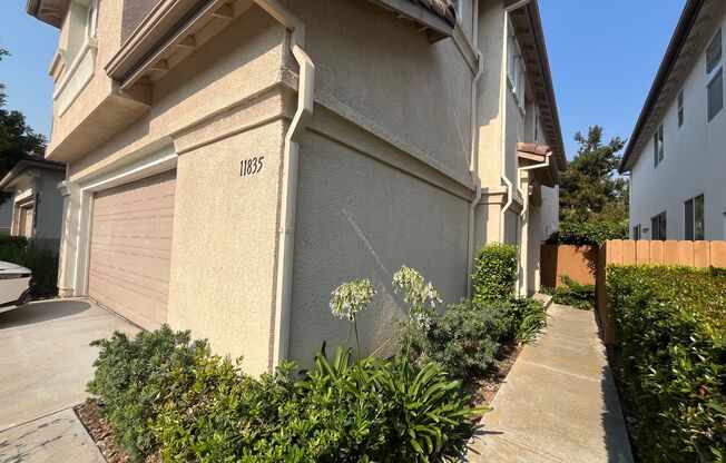 Spacious 4-Bedroom Home in Mira Mesa – Tampico HOA