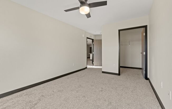 2 beds, 1 bath, 908 sqft, $1,325, Unit #301