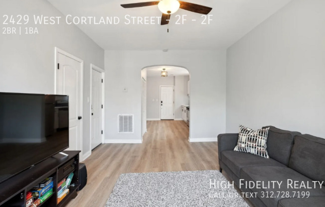 2429 W CORTLAND ST