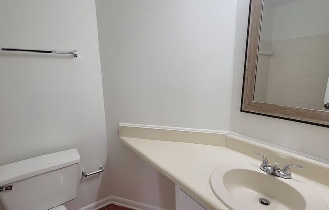 2 beds, 2 baths, $1,295