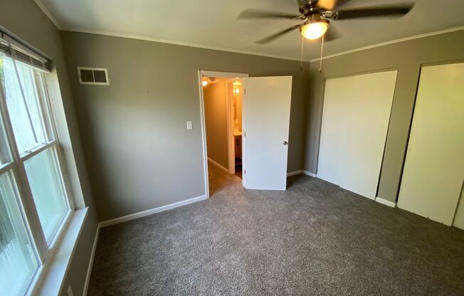 1 bed, 1 bath, 560 sqft, $650, Unit Apt J