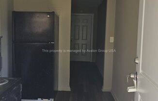 2 beds, 1 bath, 693 sqft, $895, Unit Unit 2