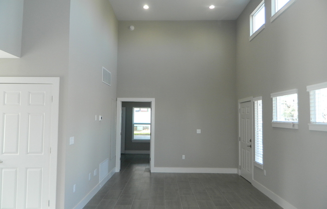Engelhardt Properties2 (4401 Hank Ave)