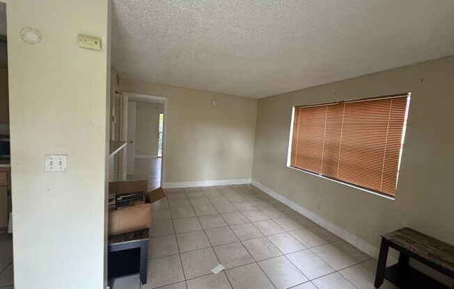 1 bed, 1 bath, $1,672