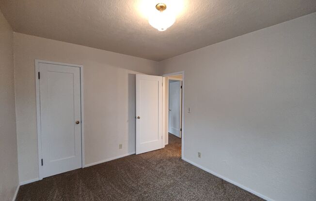 2 beds, 1 bath, $1,995