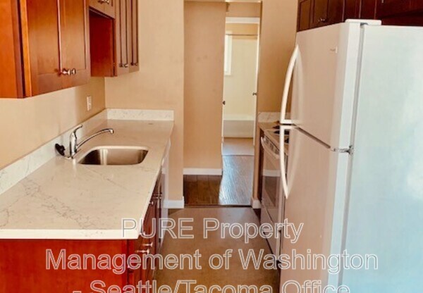 7919 35th Ave SW