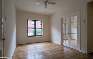 813 W Waveland Ave