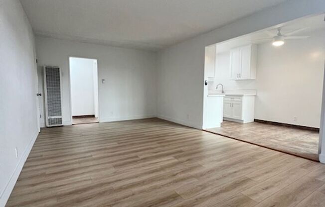 306 E. Hyde Park Ops