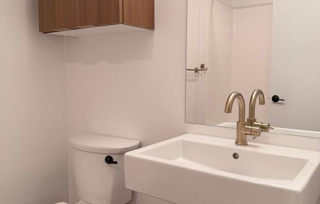 Studio, 1 bath, 422 sqft, $2,580, Unit 808