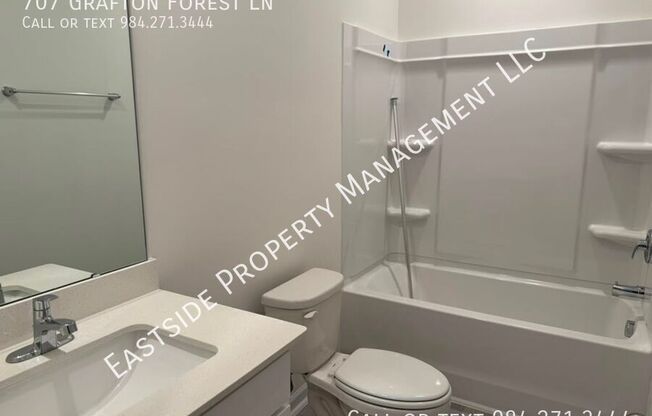 707 GRAFTON FRST LN