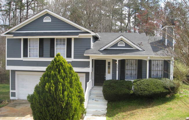 Awesome Split-Level In Kid-Friendly Neighborhood!