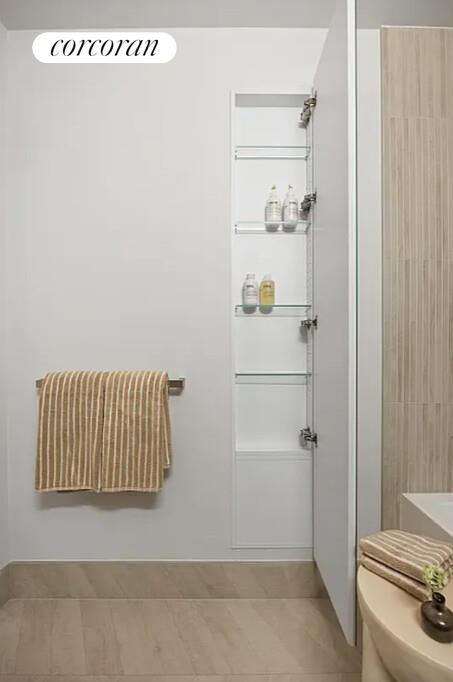 1 bed, 1 bath, $5,835, Unit 1608