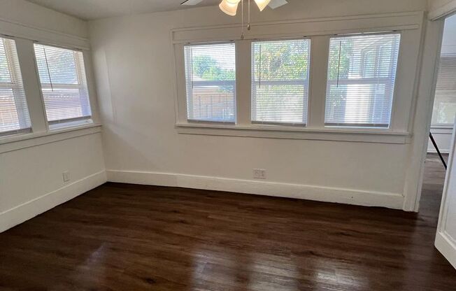 1 bed, 1 bath, 600 sqft, $900, Unit 1312-B