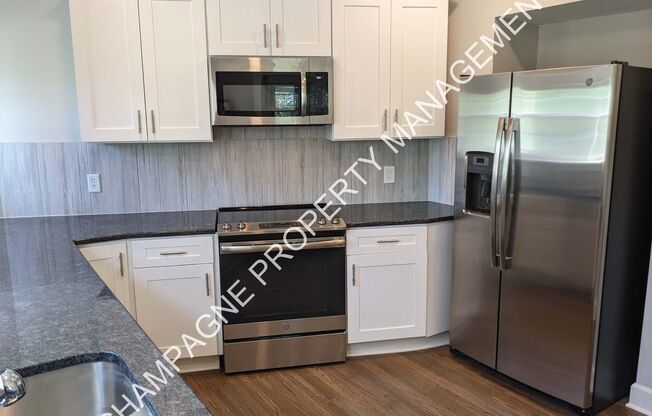 3 beds, 2 baths, 1,455 sqft, $2,450, Unit 4