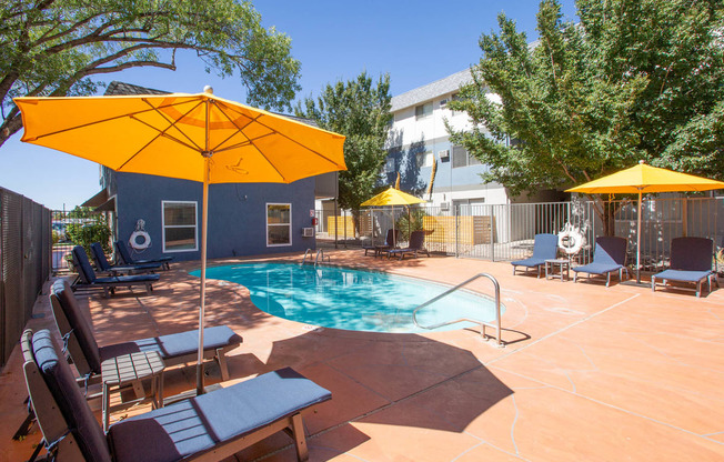 Pool at Encanto Lofts in Albuquerque New Mexico