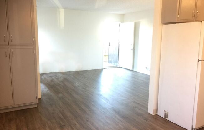 4433 Montalvo St