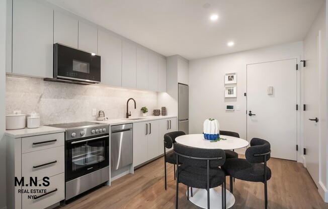 1 bed, 1 bath, $4,616, Unit 235