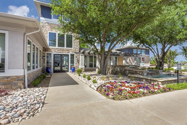 Verandas at City View in Fort Worth