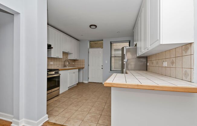 One Bedroom Unit in South Shore