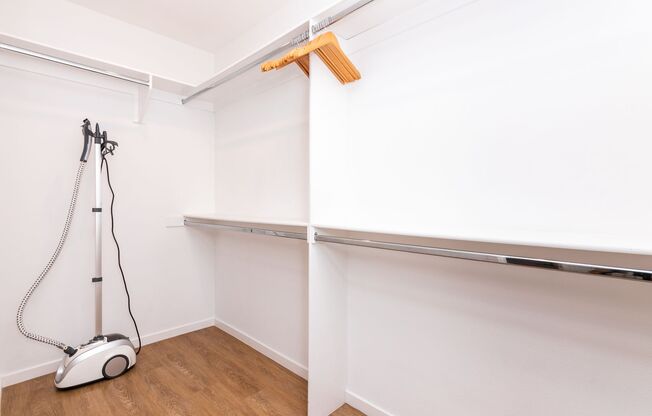 Studio, 1 bath, 552 sqft, $2,400, Unit 412
