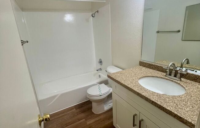 1 bed, 1 bath, 630 sqft, $1,645, Unit 31