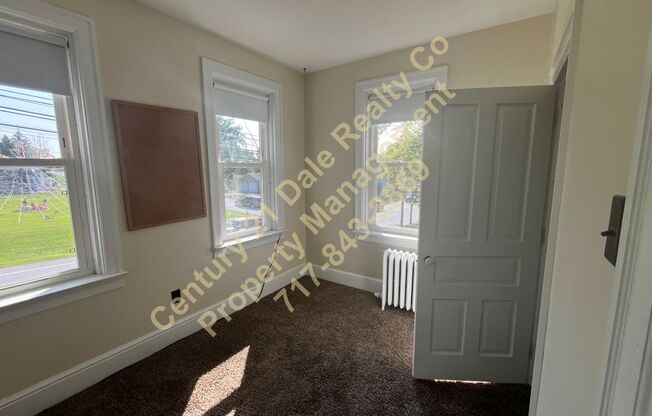 1 bed, 1 bath, $895