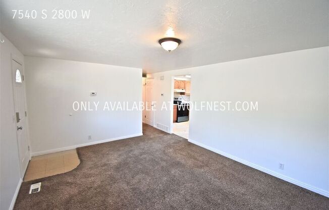 7540 S 2800 W