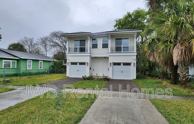 629 3 AVE S