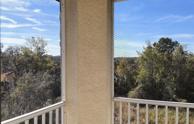 Corner Condo with Balcony in Legacy Dunes, Kissimmee