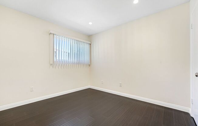 YOUR NEXT HOME IN PORTER RANCH IS WAITING!